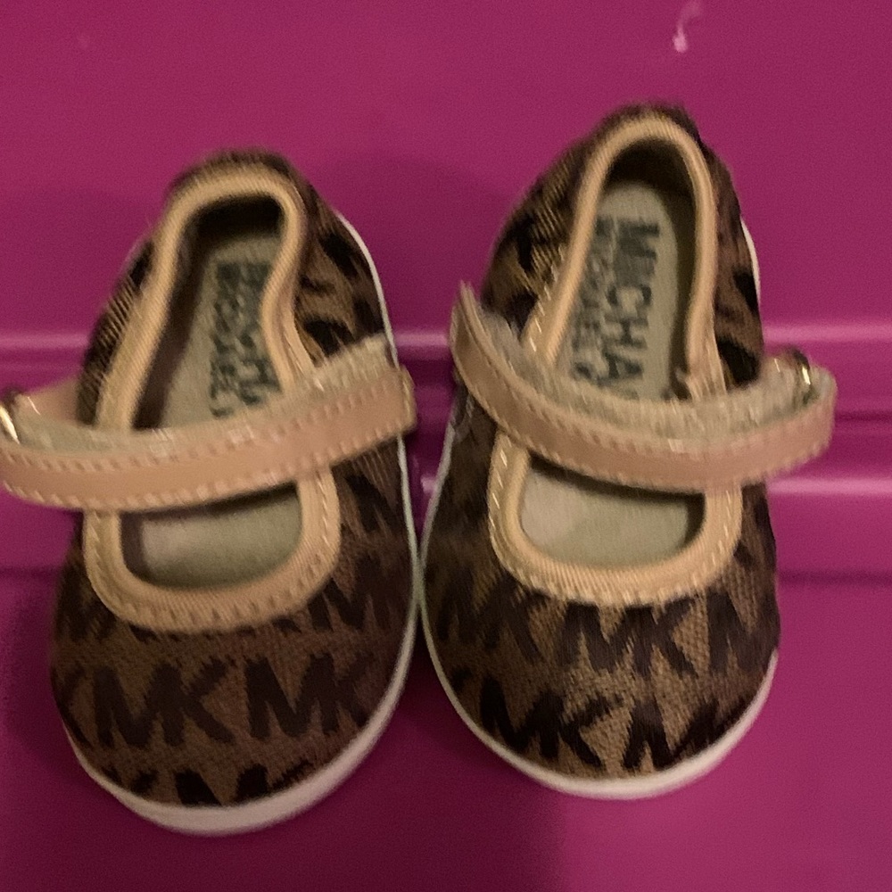 Michael Kor slip ons